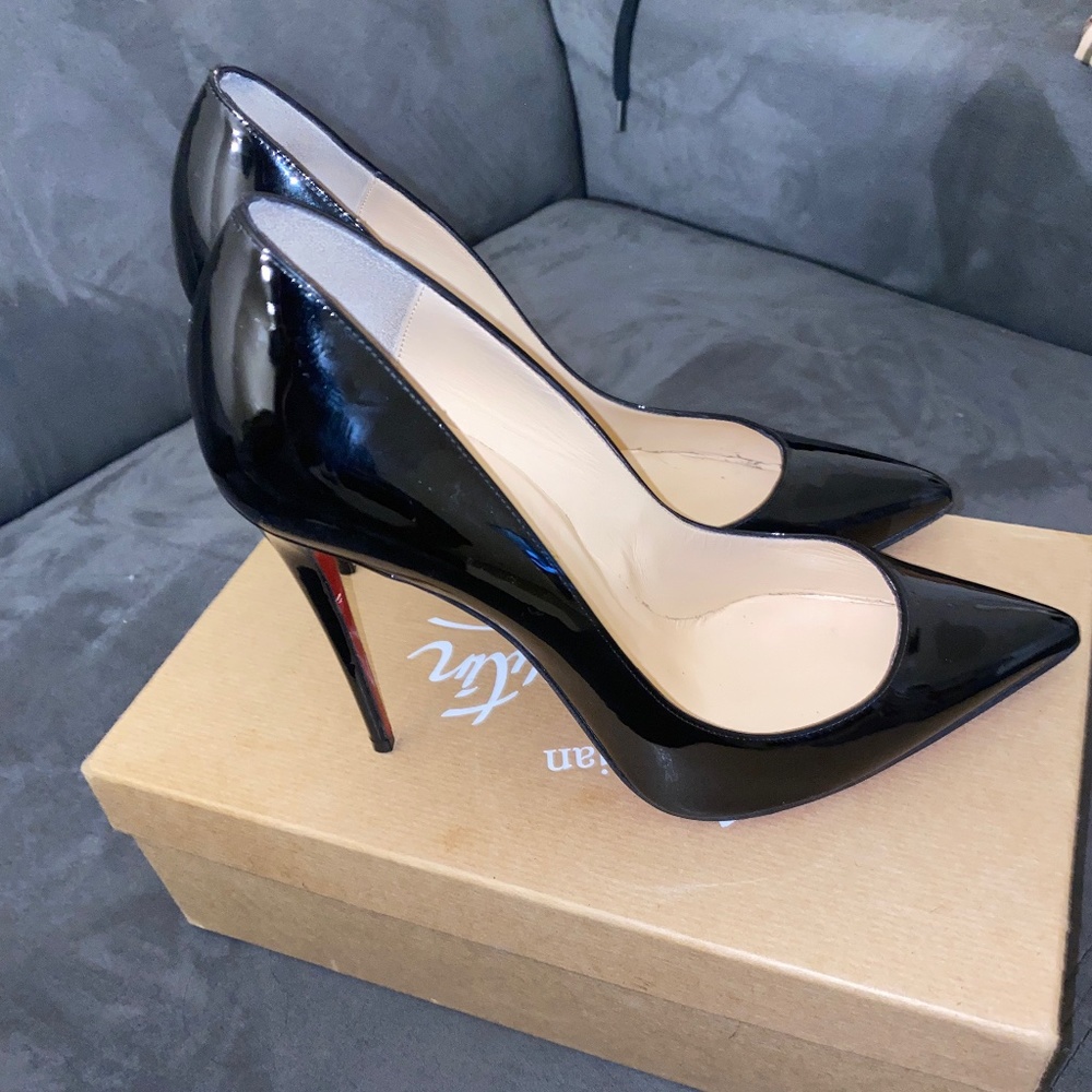 Christian Louboutin So Kate Pumps